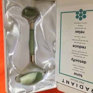 Radiant Jade roller for a face new